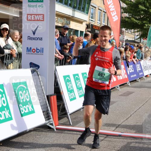 15.09.2024 - PSD Bank Halbmarathon Strokosch-Dieckow http://msf.ph/oto/7091049 15.09.2024 11:25:29 Ziel 635, 656, 692, 709, 897, 1096, 2472 meine-sportfotos.de