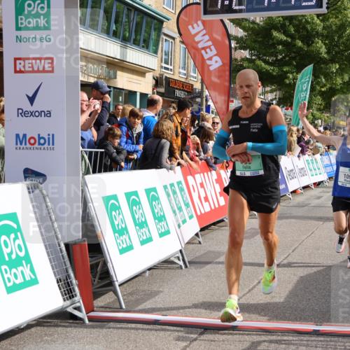 15.09.2024 - PSD Bank Halbmarathon Strokosch-Dieckow http://msf.ph/oto/7091064 15.09.2024 11:25:36 Ziel 656, 692, 709, 897, 1096, 2472 meine-sportfotos.de