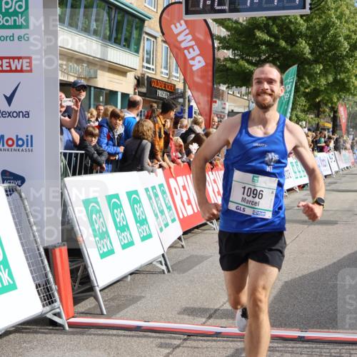 15.09.2024 - PSD Bank Halbmarathon Strokosch-Dieckow http://msf.ph/oto/7091087 15.09.2024 11:25:38 Ziel 692, 709, 897, 1069, 1096 meine-sportfotos.de