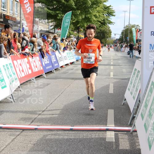 15.09.2024 - PSD Bank Halbmarathon Strokosch-Dieckow http://msf.ph/oto/7091095 15.09.2024 11:25:45 Ziel 709, 882, 888, 1069, 1096 meine-sportfotos.de