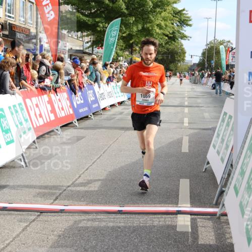 15.09.2024 - PSD Bank Halbmarathon Strokosch-Dieckow http://msf.ph/oto/7091098 15.09.2024 11:25:45 Ziel 709, 882, 888, 1069, 1096 meine-sportfotos.de