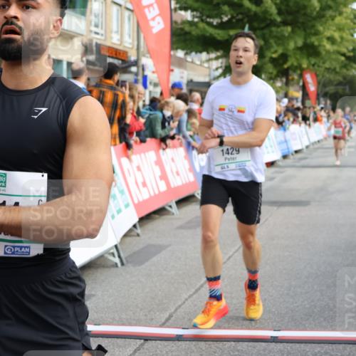 15.09.2024 - PSD Bank Halbmarathon Strokosch-Dieckow http://msf.ph/oto/7091103 15.09.2024 11:34:00 Ziel 693, 904, 923, 1043, 1429, 1514, 1611 meine-sportfotos.de