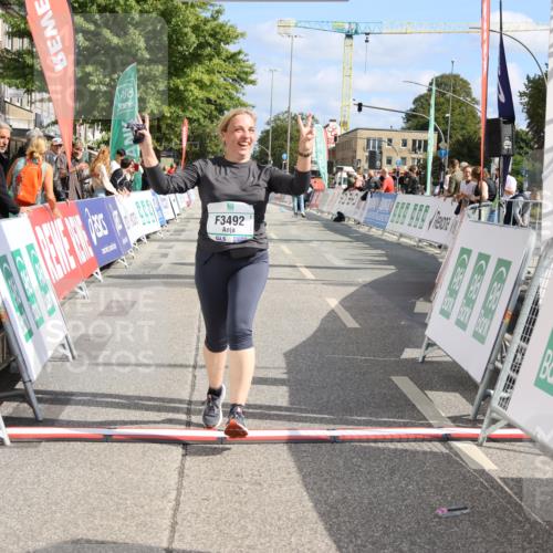 15.09.2024 - PSD Bank Halbmarathon Strokosch-Dieckow http://msf.ph/oto/7091108 15.09.2024 12:56:34 Ziel 3492 meine-sportfotos.de