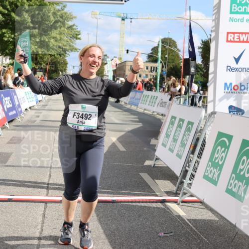 15.09.2024 - PSD Bank Halbmarathon Strokosch-Dieckow http://msf.ph/oto/7091114 15.09.2024 12:56:35 Ziel 3492 meine-sportfotos.de