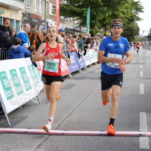15.09.2024 - PSD Bank Halbmarathon Strokosch-Dieckow http://msf.ph/oto/7091132 15.09.2024 11:34:05 Ziel 693, 743, 904, 923, 946, 1043, 1429, 1514, 1611 meine-sportfotos.de
