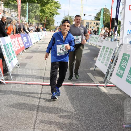 15.09.2024 - PSD Bank Halbmarathon Strokosch-Dieckow http://msf.ph/oto/7091145 15.09.2024 12:56:58 Ziel 2459, 2460, 3487 meine-sportfotos.de