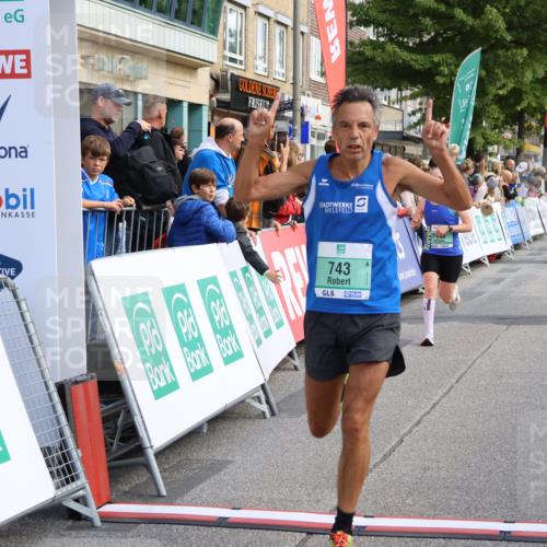 15.09.2024 - PSD Bank Halbmarathon Strokosch-Dieckow http://msf.ph/oto/7091147 15.09.2024 11:34:10 Ziel 743, 923, 946, 1043, 1429, 1460, 1514 meine-sportfotos.de