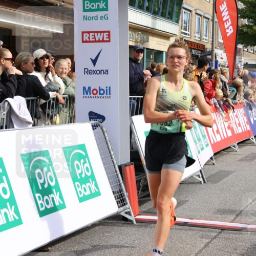 15.09.2024 - PSD Bank Halbmarathon Strokosch-Dieckow http://msf.ph/oto/7091160 15.09.2024 11:25:51 Ziel 882, 888, 1069, 2616 meine-sportfotos.de