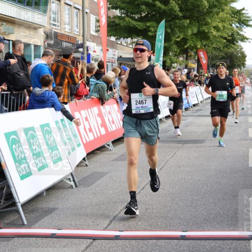 15.09.2024 - PSD Bank Halbmarathon Strokosch-Dieckow http://msf.ph/oto/7091192 15.09.2024 11:34:20 Ziel 646, 713, 743, 946, 1214, 1396, 1460, 1802, 2467, 2617 meine-sportfotos.de
