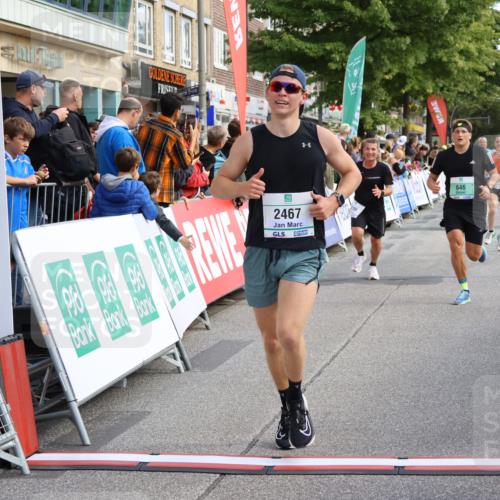 15.09.2024 - PSD Bank Halbmarathon Strokosch-Dieckow http://msf.ph/oto/7091204 15.09.2024 11:34:20 Ziel 646, 713, 743, 946, 1214, 1396, 1460, 1802, 2467, 2617 meine-sportfotos.de