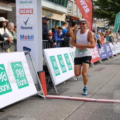 15.09.2024 - PSD Bank Halbmarathon Strokosch-Dieckow http://msf.ph/oto/7091205 15.09.2024 11:26:06 Ziel 670, 671, 723, 1025, 2616 meine-sportfotos.de
