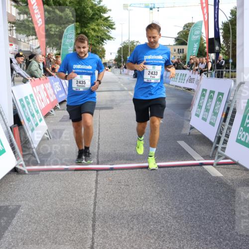 15.09.2024 - PSD Bank Halbmarathon Strokosch-Dieckow http://msf.ph/oto/7091226 15.09.2024 13:00:42 Ziel 2433, 2435, 2830 meine-sportfotos.de