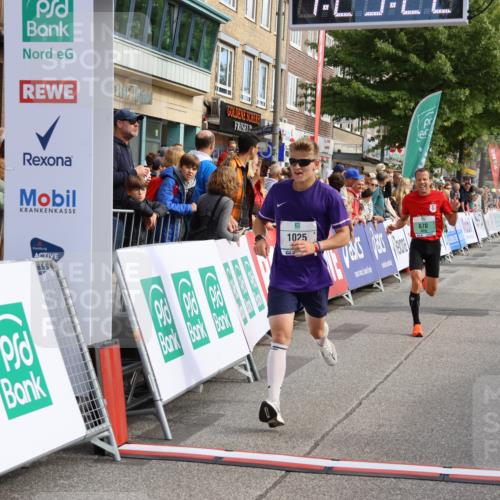 15.09.2024 - PSD Bank Halbmarathon Strokosch-Dieckow http://msf.ph/oto/7091236 15.09.2024 11:26:13 Ziel 670, 671, 723, 1025 meine-sportfotos.de