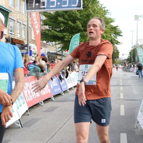 15.09.2024 - PSD Bank Halbmarathon Strokosch-Dieckow http://msf.ph/oto/7091260 15.09.2024 11:34:26 Ziel 646, 713, 1214, 1396, 1460, 1802, 2467, 2617 meine-sportfotos.de