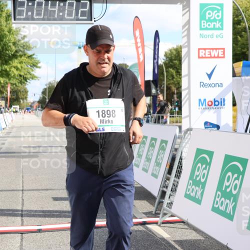 15.09.2024 - PSD Bank Halbmarathon Strokosch-Dieckow http://msf.ph/oto/7091267 15.09.2024 13:04:54 Ziel 1898 meine-sportfotos.de