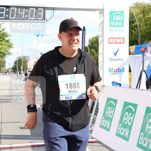 15.09.2024 - PSD Bank Halbmarathon Strokosch-Dieckow http://msf.ph/oto/7091270 15.09.2024 13:04:54 Ziel 1898 meine-sportfotos.de