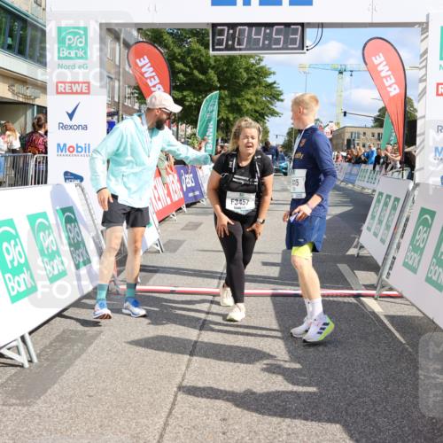 15.09.2024 - PSD Bank Halbmarathon Strokosch-Dieckow http://msf.ph/oto/7091310 15.09.2024 13:05:45 Ziel 2246, 3457 meine-sportfotos.de