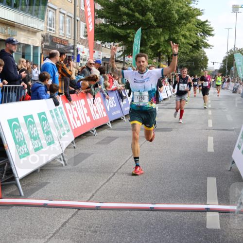 15.09.2024 - PSD Bank Halbmarathon Strokosch-Dieckow http://msf.ph/oto/7091390 15.09.2024 11:35:02 Ziel 696, 907, 1204, 1370, 1387, 1393, 1426, 1768 meine-sportfotos.de