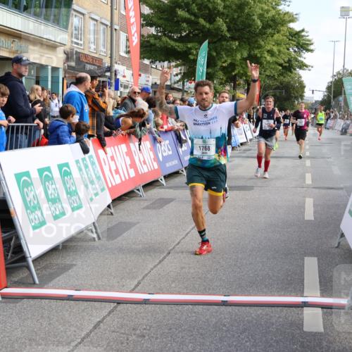 15.09.2024 - PSD Bank Halbmarathon Strokosch-Dieckow http://msf.ph/oto/7091392 15.09.2024 11:35:02 Ziel 696, 907, 1204, 1370, 1387, 1393, 1426, 1768 meine-sportfotos.de