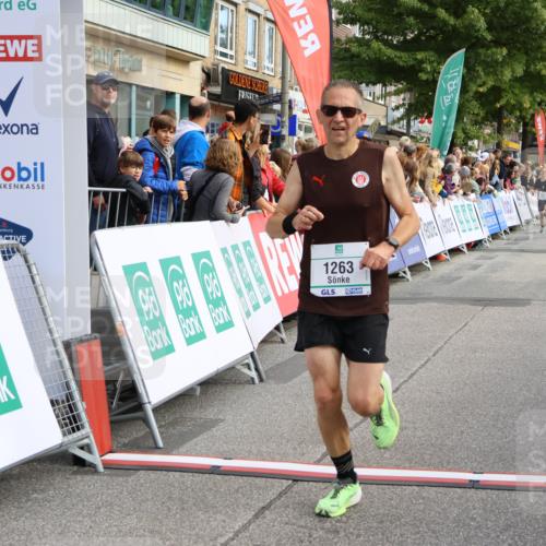 15.09.2024 - PSD Bank Halbmarathon Strokosch-Dieckow http://msf.ph/oto/7091402 15.09.2024 11:26:52 Ziel 688, 1064, 1087, 1263 meine-sportfotos.de
