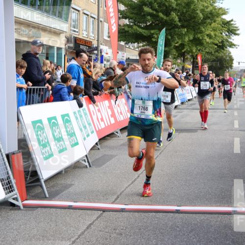15.09.2024 - PSD Bank Halbmarathon Strokosch-Dieckow http://msf.ph/oto/7091415 15.09.2024 11:35:03 Ziel 696, 907, 1233, 1370, 1387, 1393, 1405, 1426, 1768 meine-sportfotos.de