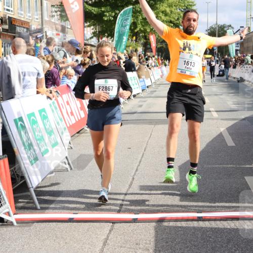 15.09.2024 - PSD Bank Halbmarathon Strokosch-Dieckow http://msf.ph/oto/7091430 15.09.2024 12:19:52 Ziel 1613, 2867, 3092 meine-sportfotos.de