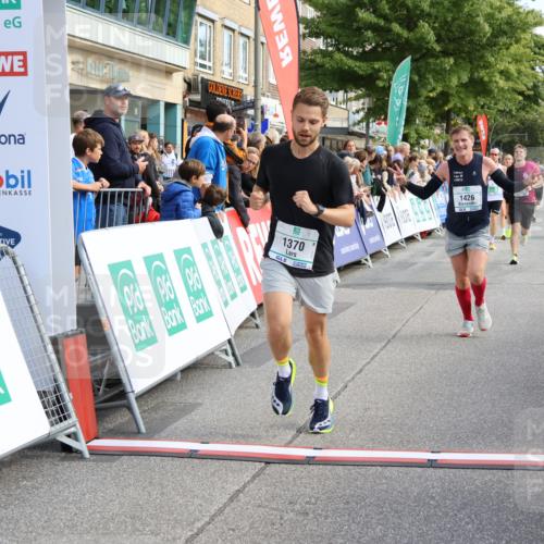 15.09.2024 - PSD Bank Halbmarathon Strokosch-Dieckow http://msf.ph/oto/7091432 15.09.2024 11:35:04 Ziel 652, 696, 907, 1233, 1370, 1387, 1393, 1405, 1426, 1768 meine-sportfotos.de