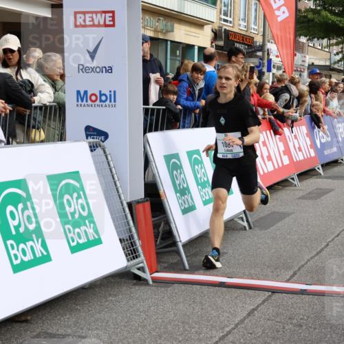 15.09.2024 - PSD Bank Halbmarathon Strokosch-Dieckow http://msf.ph/oto/7091439 15.09.2024 11:26:58 Ziel 688, 1087, 1263 meine-sportfotos.de