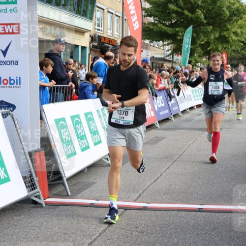 15.09.2024 - PSD Bank Halbmarathon Strokosch-Dieckow http://msf.ph/oto/7091446 15.09.2024 11:35:04 Ziel 652, 696, 907, 1233, 1370, 1387, 1393, 1405, 1426, 1768 meine-sportfotos.de