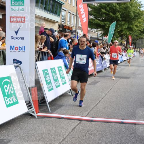 15.09.2024 - PSD Bank Halbmarathon Strokosch-Dieckow http://msf.ph/oto/7091451 15.09.2024 11:40:47 Ziel 1113, 1161, 1352, 1403, 1425, 1430, 1471, 1509, 2486, 2490, 2611 meine-sportfotos.de