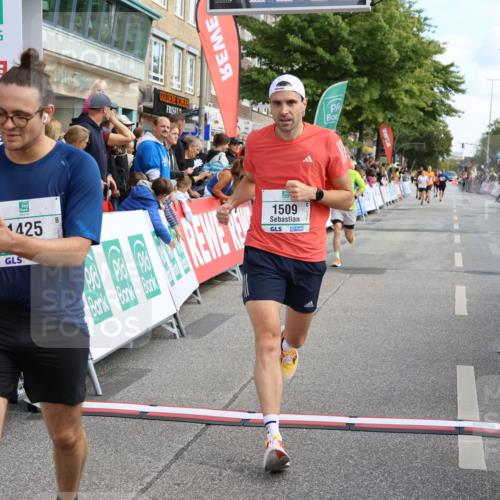 15.09.2024 - PSD Bank Halbmarathon Strokosch-Dieckow http://msf.ph/oto/7091459 15.09.2024 11:40:49 Ziel 1113, 1161, 1352, 1403, 1425, 1430, 1471, 1509, 2486, 2490, 2611 meine-sportfotos.de