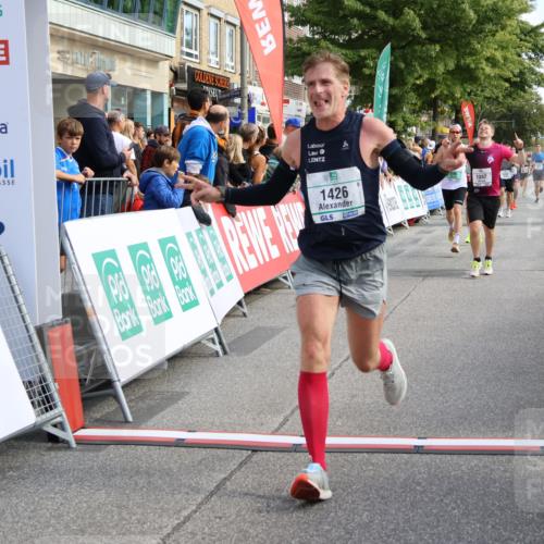 15.09.2024 - PSD Bank Halbmarathon Strokosch-Dieckow http://msf.ph/oto/7091460 15.09.2024 11:35:05 Ziel 652, 696, 907, 1228, 1233, 1370, 1387, 1393, 1405, 1426, 1768 meine-sportfotos.de