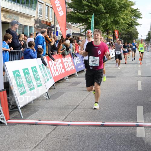 15.09.2024 - PSD Bank Halbmarathon Strokosch-Dieckow http://msf.ph/oto/7091478 15.09.2024 11:35:07 Ziel 652, 696, 907, 1178, 1228, 1233, 1370, 1387, 1393, 1405, 1426, 1768 meine-sportfotos.de