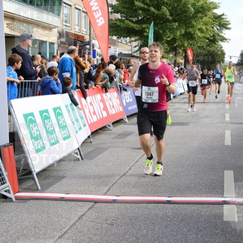 15.09.2024 - PSD Bank Halbmarathon Strokosch-Dieckow http://msf.ph/oto/7091482 15.09.2024 11:35:07 Ziel 652, 696, 907, 1178, 1228, 1233, 1370, 1387, 1393, 1405, 1426, 1768 meine-sportfotos.de