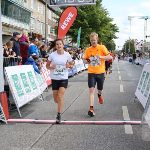 15.09.2024 - PSD Bank Halbmarathon Strokosch-Dieckow http://msf.ph/oto/7091490 15.09.2024 11:41:00 Ziel 1040, 1245, 1293, 1330, 1425, 1509, 2490, 2633 meine-sportfotos.de