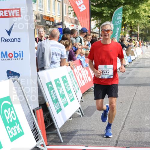 15.09.2024 - PSD Bank Halbmarathon Strokosch-Dieckow http://msf.ph/oto/7091519 15.09.2024 12:20:06 Ziel 2025, 2903, 3394, 3436, 3440 meine-sportfotos.de
