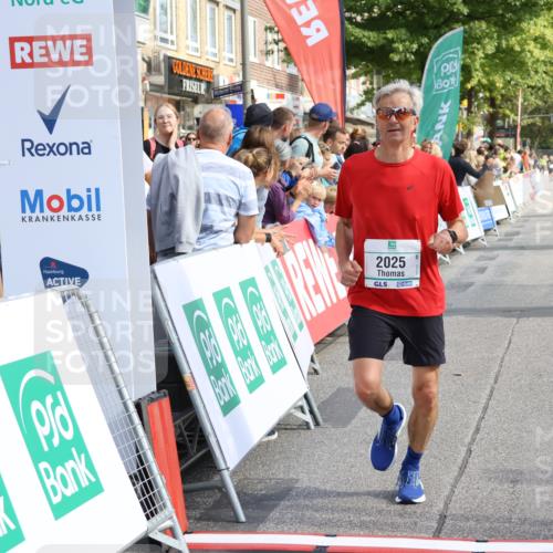 15.09.2024 - PSD Bank Halbmarathon Strokosch-Dieckow http://msf.ph/oto/7091525 15.09.2024 12:20:06 Ziel 2025, 2903, 3394, 3436, 3440 meine-sportfotos.de