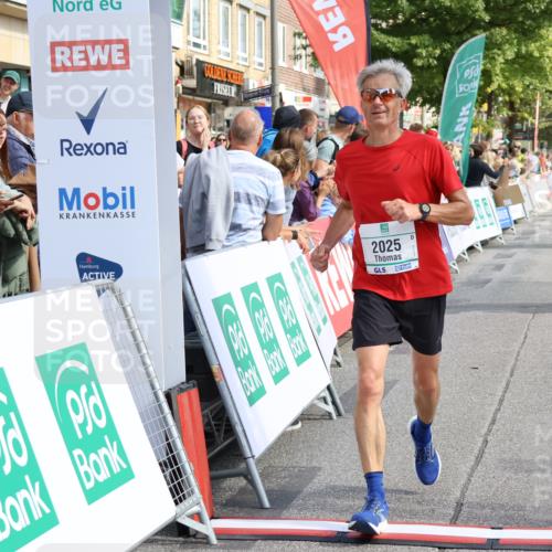 15.09.2024 - PSD Bank Halbmarathon Strokosch-Dieckow http://msf.ph/oto/7091535 15.09.2024 12:20:06 Ziel 2025, 2903, 3394, 3436, 3440 meine-sportfotos.de
