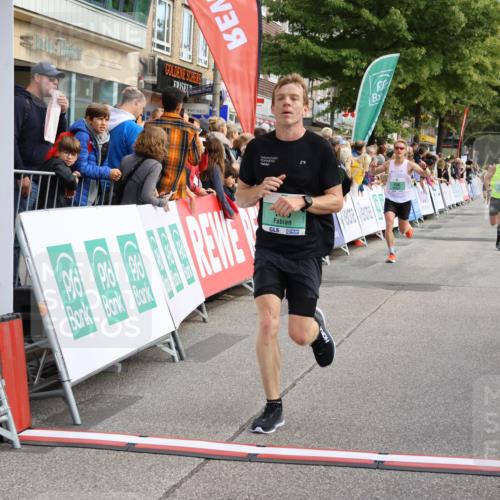 15.09.2024 - PSD Bank Halbmarathon Strokosch-Dieckow http://msf.ph/oto/7091548 15.09.2024 11:27:13 Ziel 436, 440, 689, 725, 728, 737, 885 meine-sportfotos.de