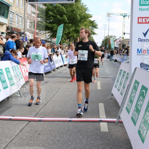 15.09.2024 - PSD Bank Halbmarathon Strokosch-Dieckow http://msf.ph/oto/7091549 15.09.2024 11:41:18 Ziel 697, 765, 1040, 1108, 1130, 1265, 1388, 1469, 2538, 3513 meine-sportfotos.de
