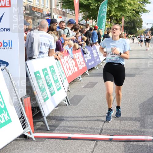 15.09.2024 - PSD Bank Halbmarathon Strokosch-Dieckow http://msf.ph/oto/7091555 15.09.2024 12:20:13 Ziel 2025, 2903, 3394, 3436, 3440 meine-sportfotos.de