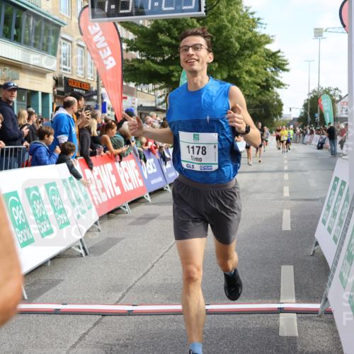 15.09.2024 - PSD Bank Halbmarathon Strokosch-Dieckow http://msf.ph/oto/7091556 15.09.2024 11:35:14 Ziel 652, 696, 907, 919, 1052, 1178, 1228, 1233, 1370, 1387, 1405, 1426, 1768, 2479, 3511 meine-sportfotos.de