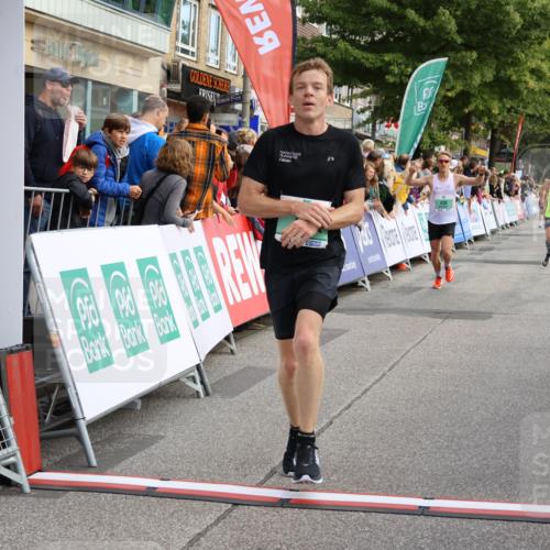 15.09.2024 - PSD Bank Halbmarathon Strokosch-Dieckow http://msf.ph/oto/7091557 15.09.2024 11:27:13 Ziel 436, 440, 689, 725, 728, 737, 885 meine-sportfotos.de