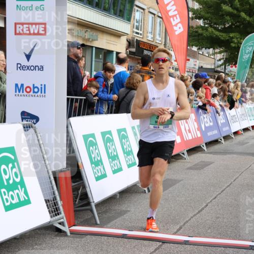 15.09.2024 - PSD Bank Halbmarathon Strokosch-Dieckow http://msf.ph/oto/7091580 15.09.2024 11:27:16 Ziel 436, 440, 665, 689, 725, 728, 737, 885 meine-sportfotos.de