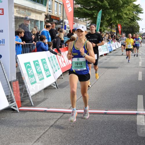 15.09.2024 - PSD Bank Halbmarathon Strokosch-Dieckow http://msf.ph/oto/7091601 15.09.2024 11:35:21 Ziel 652, 696, 740, 907, 919, 1052, 1178, 1207, 1221, 1228, 1233, 1405, 1418, 1448, 2479, 3511 meine-sportfotos.de