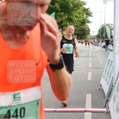 15.09.2024 - PSD Bank Halbmarathon Strokosch-Dieckow http://msf.ph/oto/7091629 15.09.2024 11:27:23 Ziel 436, 440, 665, 689, 725, 728, 737, 826 meine-sportfotos.de