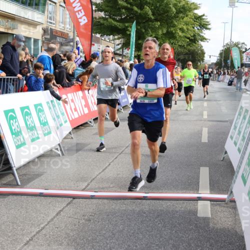 15.09.2024 - PSD Bank Halbmarathon Strokosch-Dieckow http://msf.ph/oto/7091648 15.09.2024 11:35:25 Ziel 740, 771, 919, 1052, 1178, 1207, 1221, 1228, 1418, 1448, 2479, 2619, 2656, 3511 meine-sportfotos.de
