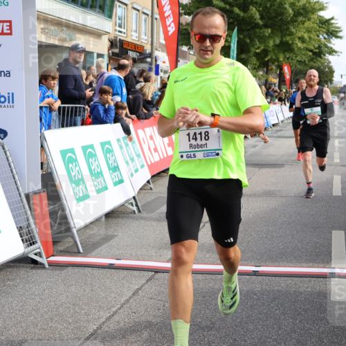 15.09.2024 - PSD Bank Halbmarathon Strokosch-Dieckow http://msf.ph/oto/7091683 15.09.2024 11:35:30 Ziel 740, 771, 919, 1044, 1207, 1221, 1418, 1448, 2479, 2619, 2656 meine-sportfotos.de