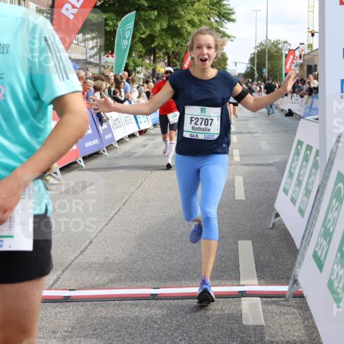15.09.2024 - PSD Bank Halbmarathon Strokosch-Dieckow http://msf.ph/oto/7091692 15.09.2024 11:41:52 Ziel 768, 943, 960, 1183, 1203, 1241, 1243, 1260, 1262, 1320, 1970, 2083, 2707, 2850 meine-sportfotos.de