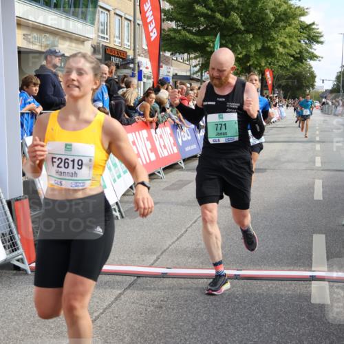 15.09.2024 - PSD Bank Halbmarathon Strokosch-Dieckow http://msf.ph/oto/7091695 15.09.2024 11:35:31 Ziel 740, 771, 919, 1044, 1207, 1221, 1418, 1448, 2479, 2619, 2656 meine-sportfotos.de